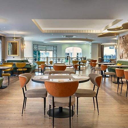 Occidental Taksim Hotel Istambul Exterior foto