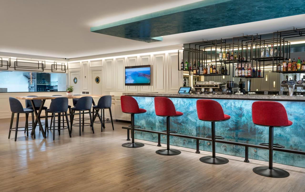 Occidental Taksim Hotel Istambul Exterior foto