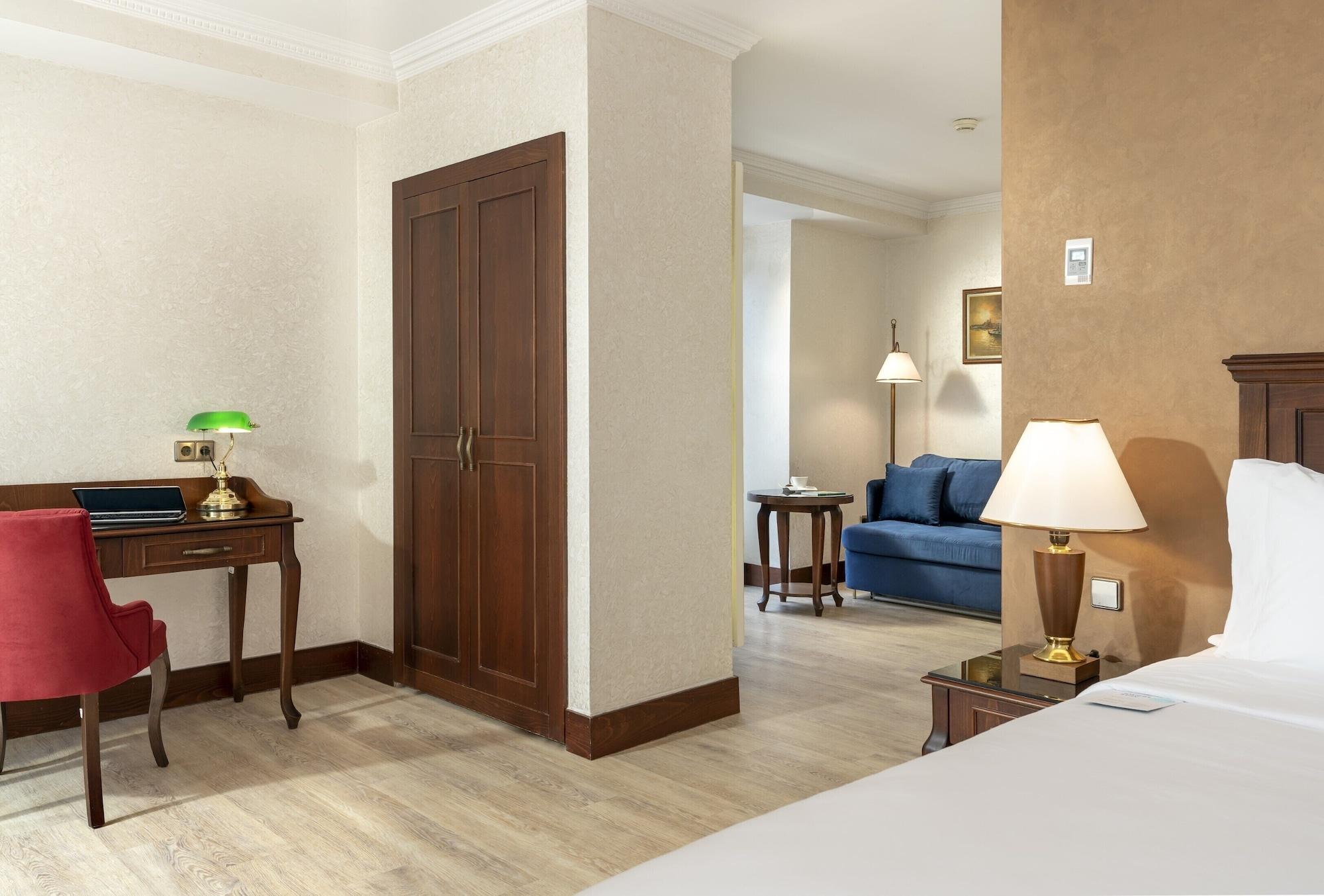 Occidental Taksim Hotel Istambul Exterior foto
