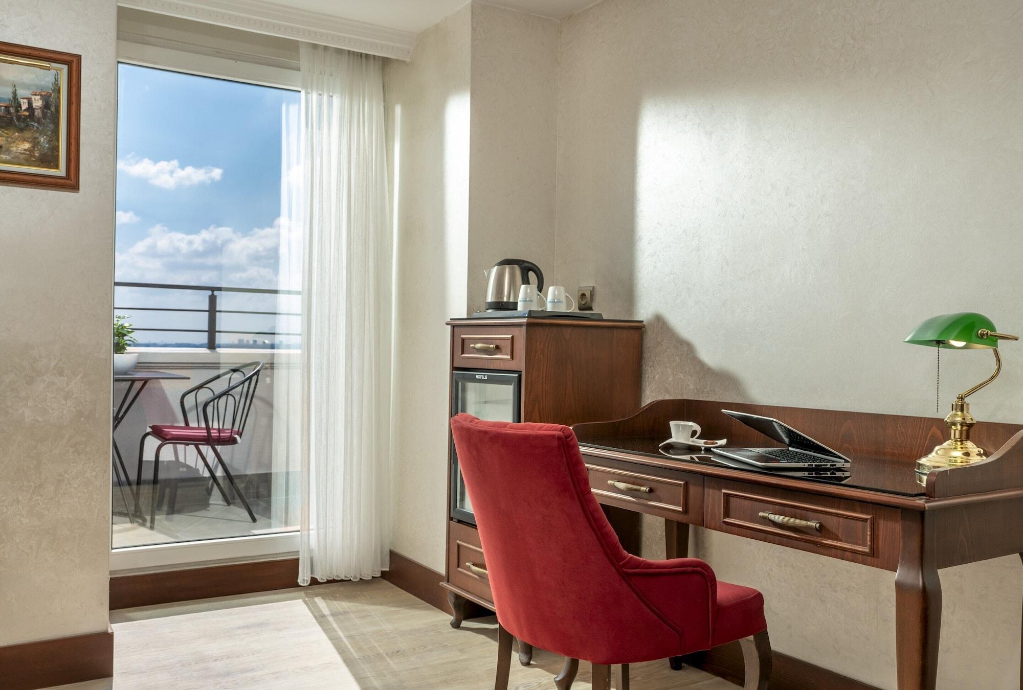 Occidental Taksim Hotel Istambul Exterior foto