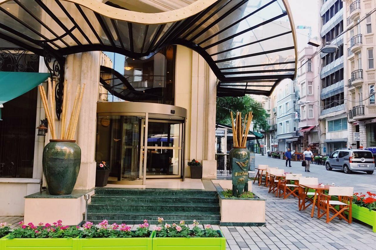 Occidental Taksim Hotel Istambul Exterior foto